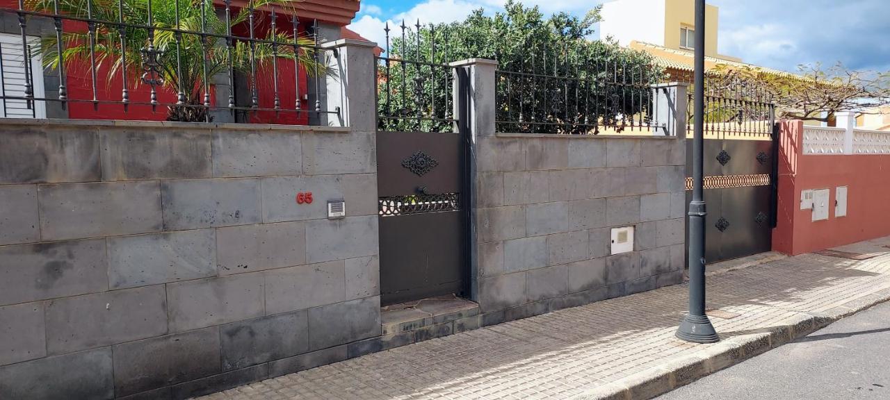 Casa Madriu, Villa De Lujo En Zona Residencial Corralejo Esterno foto