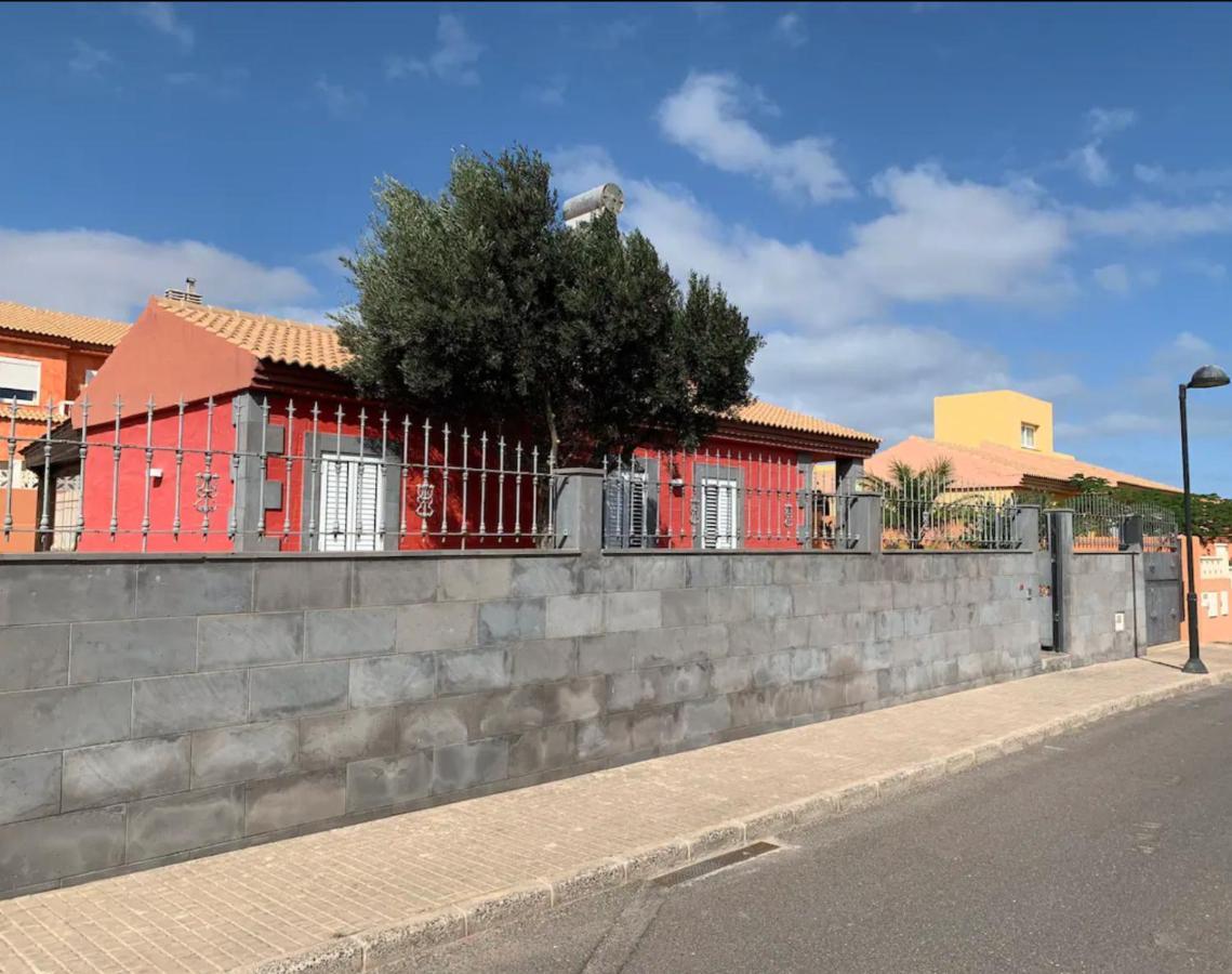 Casa Madriu, Villa De Lujo En Zona Residencial Corralejo Esterno foto